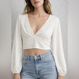 NWT ZARA White Textured Long Sleeve Top Size: L